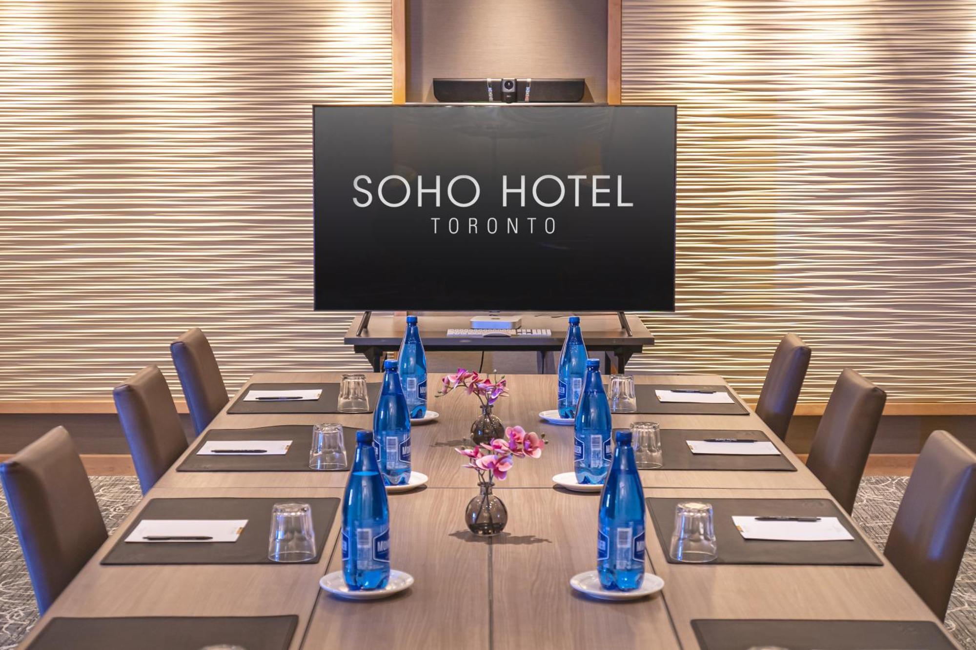 Soho Hotel Toronto Esterno foto